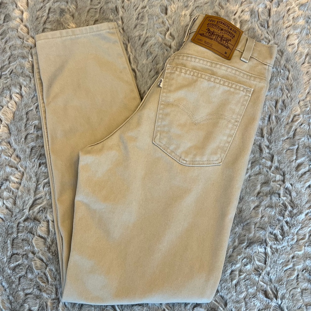 Levi's Women’s 951 8 MED Tan Tapered Leg Jeans